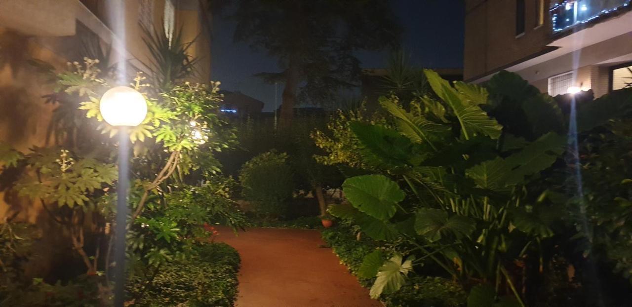 Bed and Breakfast In Terrazza Da Giusy Рим Экстерьер фото